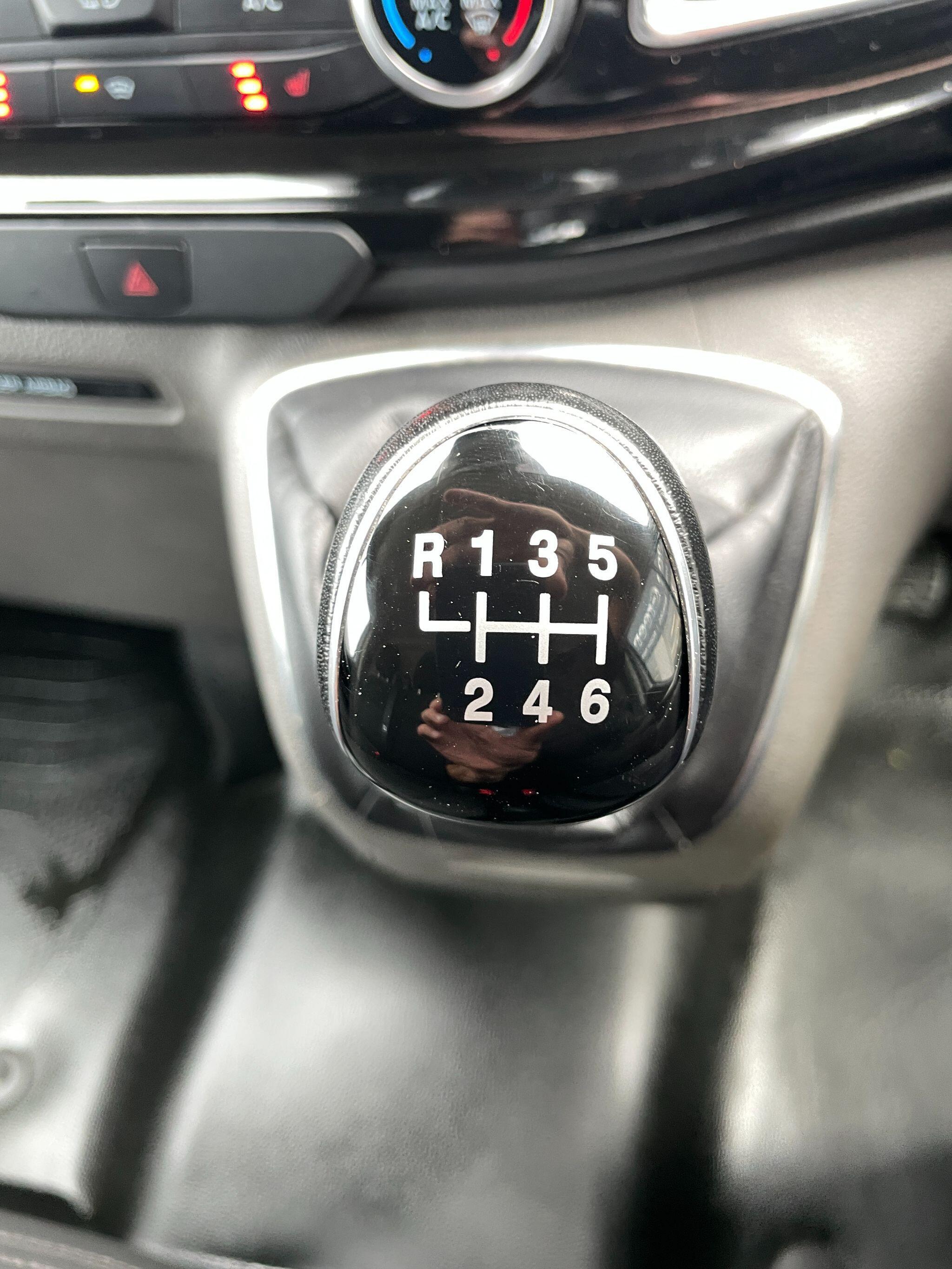 Ford Transit Custom - image 21